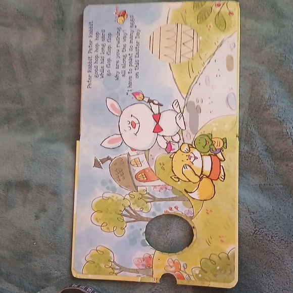 Peter Rabbit's Colorful Day Book - Picture 2 of 2